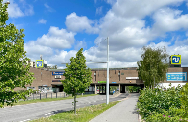 Varissuon liikekeskus