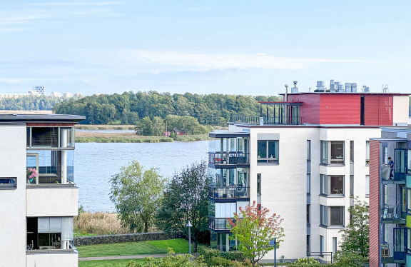 Arabianranta asuintalo merinäköalalla